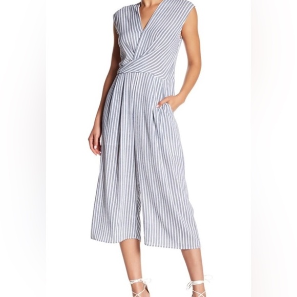 Elodie Striped Sleeveless Romper Jumpsuit Size Small - Picture 16 of 16